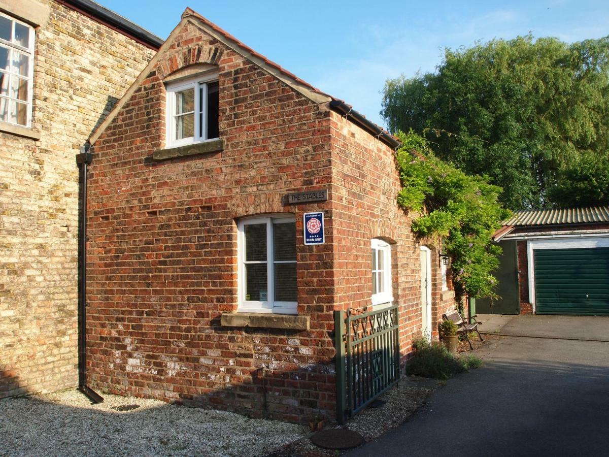 The Stables At Owlett Hall Crowle  Eksteriør bilde